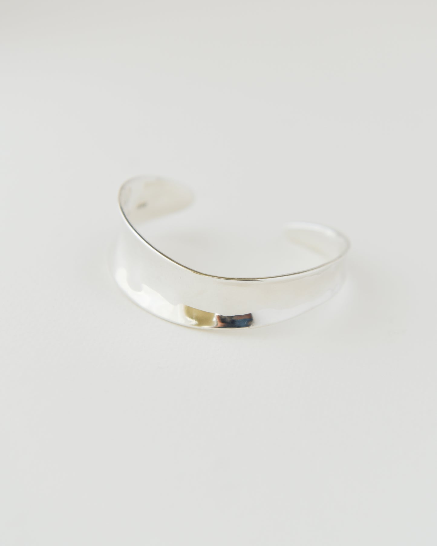 Shoreline Cuff